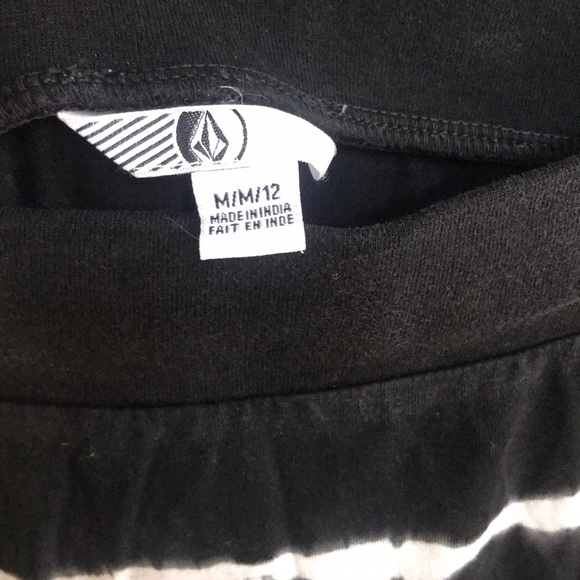 Volcom Skirt - Picture 5 of 5